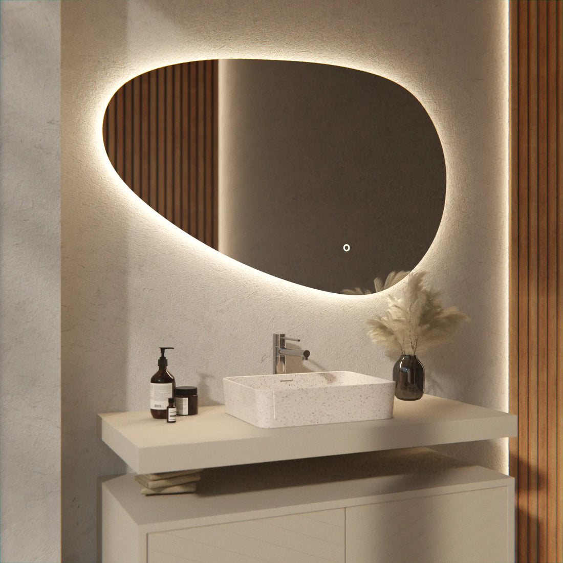 Badezimmerspiegel - 120x75 cm Asymmetrisch - Rahmenlos