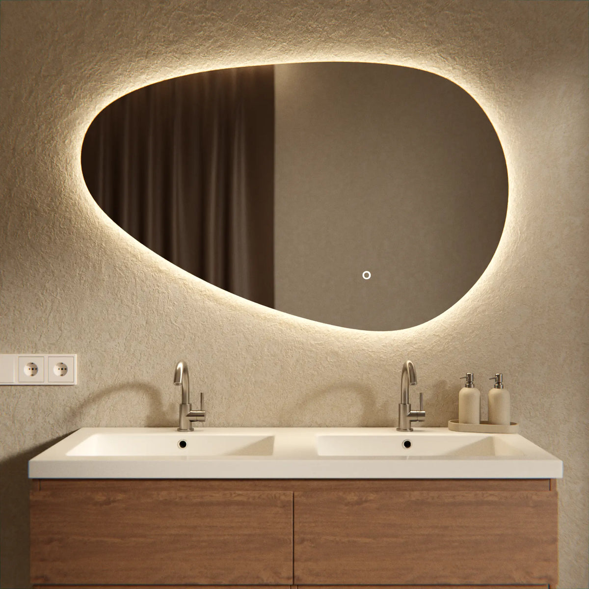 Badezimmerspiegel - 120x75 cm Asymmetrisch - Rahmenlos