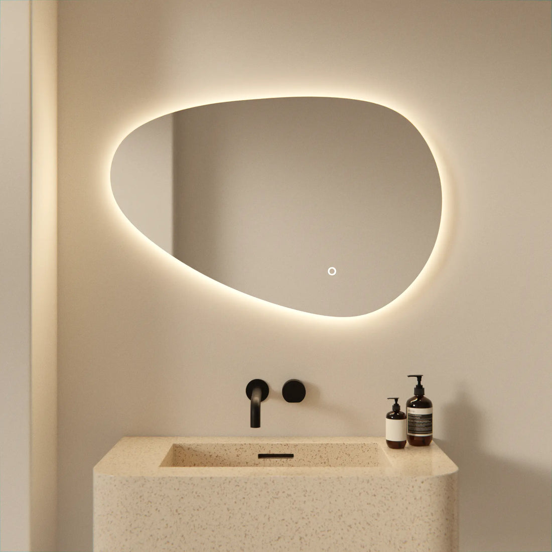 Badezimmerspiegel - 90x60cm Asymmetrisch - Rahmenlos