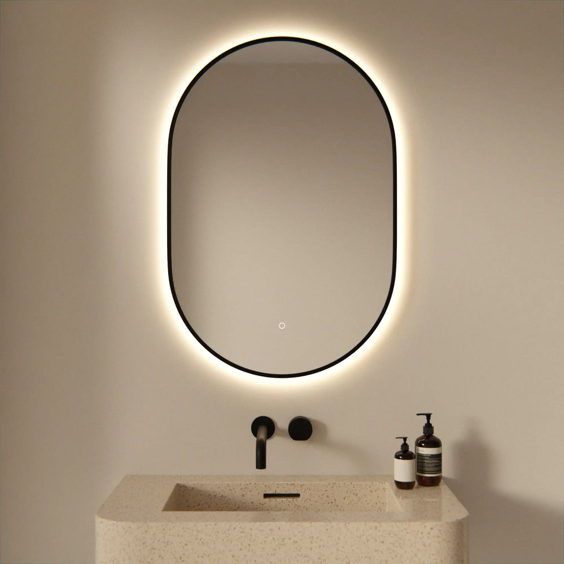 Badezimmerspiegel - 90x60cm - Schwarzer Rahmen - Oval